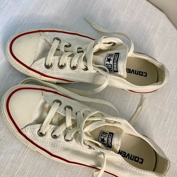 White Wedding Converse size 7.5 - Picture 6 of 10